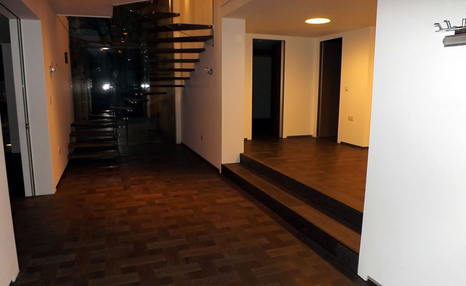 Herringbone floor for Main Entrance