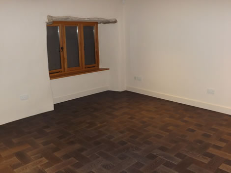 Commercial floor laying