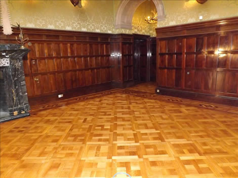 hardwood floor varnished